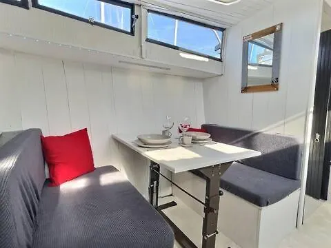 Ma Nuit Insolite Sur Un Bateau Valence  Botel Valence (Drome)